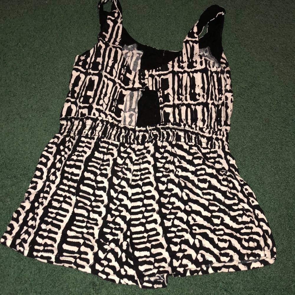 Romper - Picture 2 of 2
